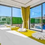 Villa Ortaç 3 Doğa Içerisinde, Korunaklı *