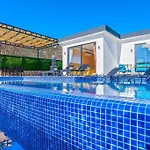 Ortaç 3 Doğa Içerisinde, Korunaklı Villa *