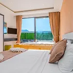 Ortaç 3 Doğa Içerisinde, Korunaklı Villa *