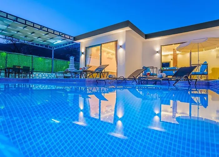Ortaç 3 Doğa Içerisinde, Korunaklı Villa Kaş