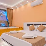 Ortac 3 Doga Icerisinde, Korunakli Villa *